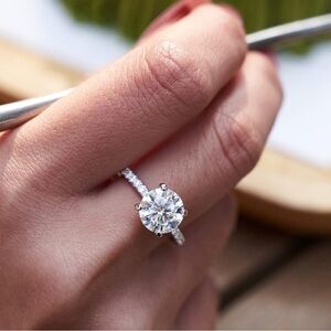 3 Carat Moissanite Diamond Ring